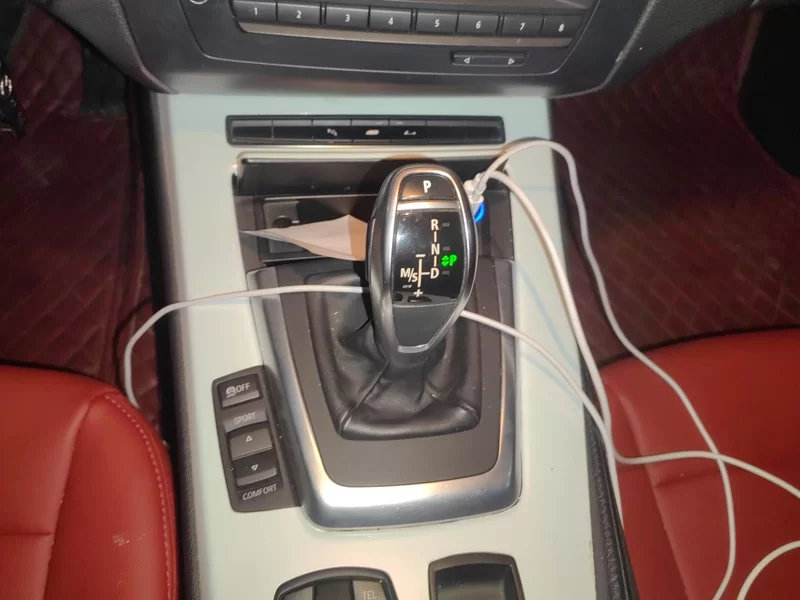 BMW Z4 M40i 2012 #16 BMW Z4 M40i 2012 car image #16