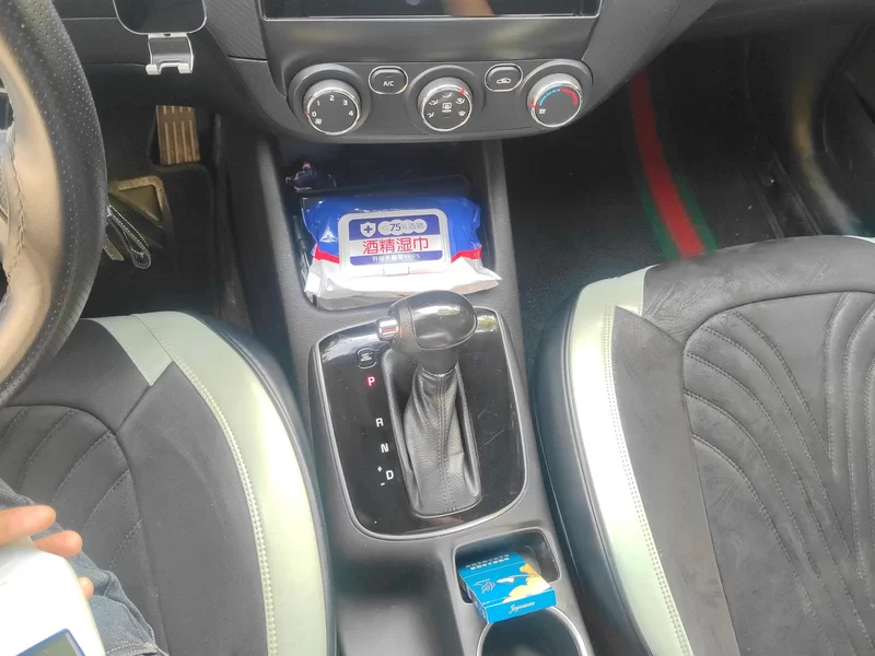 起亚 起亚K3 2018 汽车图片 #16