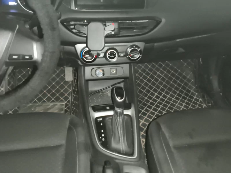 Hyundai Elantra HD 2022 #16 Hyundai Elantra HD 2022 immagine di auto #16