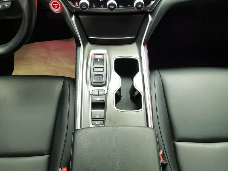 Honda Accord 2021 car image #16