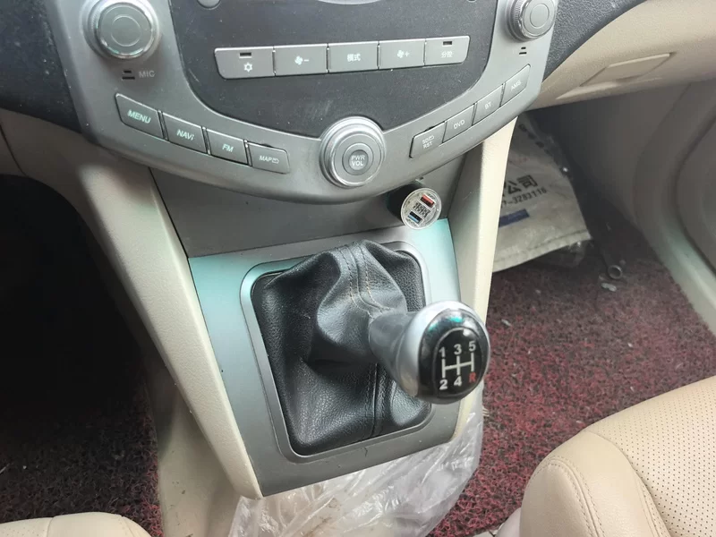 BYD S6 2015 #16 BYD S6 2015 car image #16