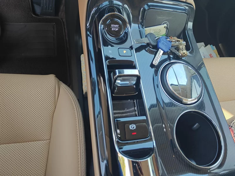 GAC Trumpchi E8 New Energy 2024 car image #16