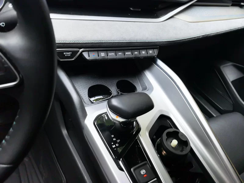 GEELY PrefaceL 2022 #16 GEELY PrefaceL 2022 car image #16