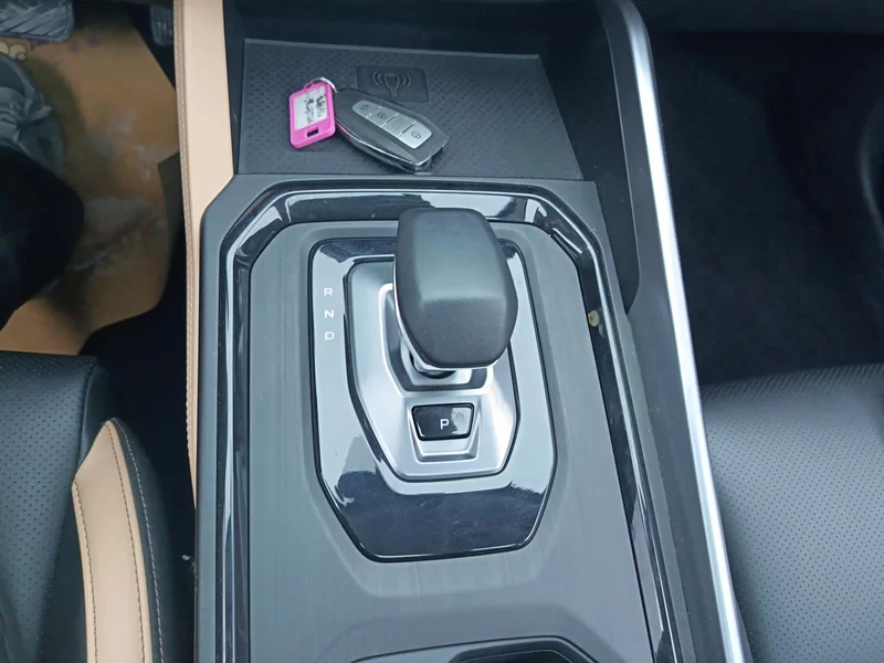 GEELY OkavangoPRO 2024 car image #16