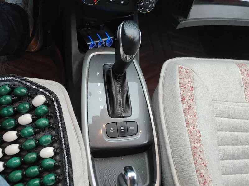 Chevrolet Lova 2016 car image #16