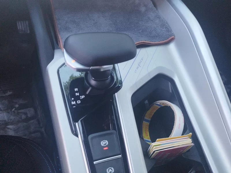 GEELY PrefaceL 2024 car image #16