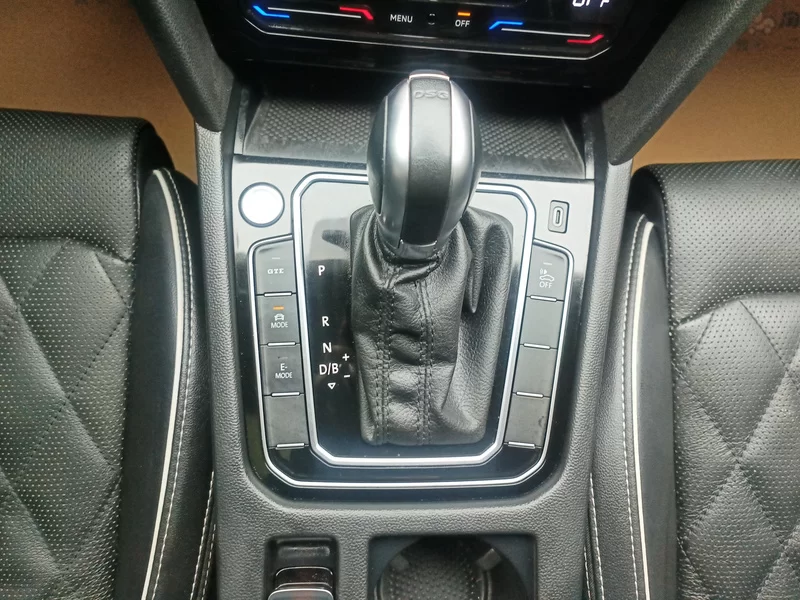 Volkswagen Magotan GTE 2022 #16 Volkswagen Magotan GTE 2022 car image #16