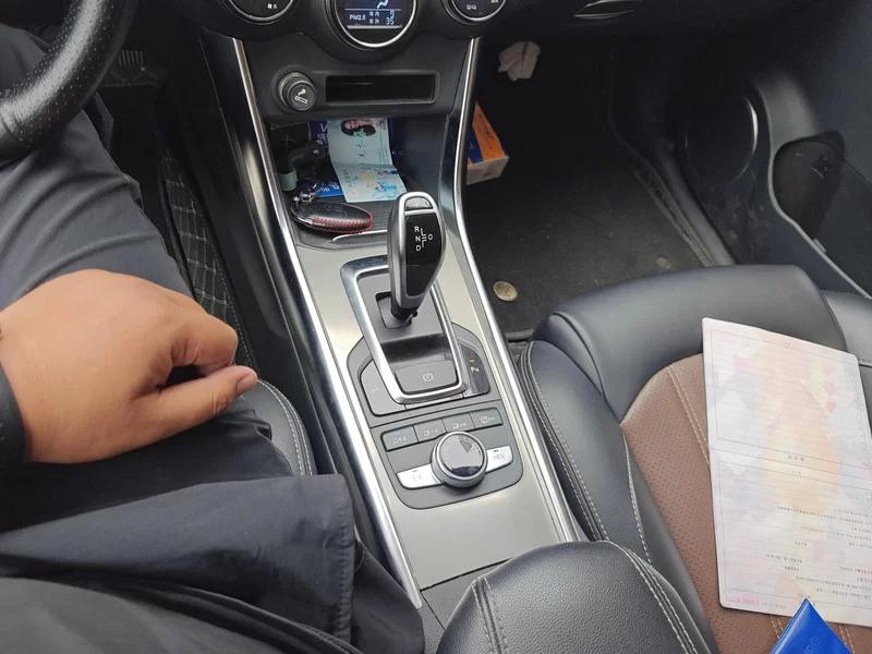 BYD Song New Energy 2018 #16 BYD Song New Energy 2018 car image #16