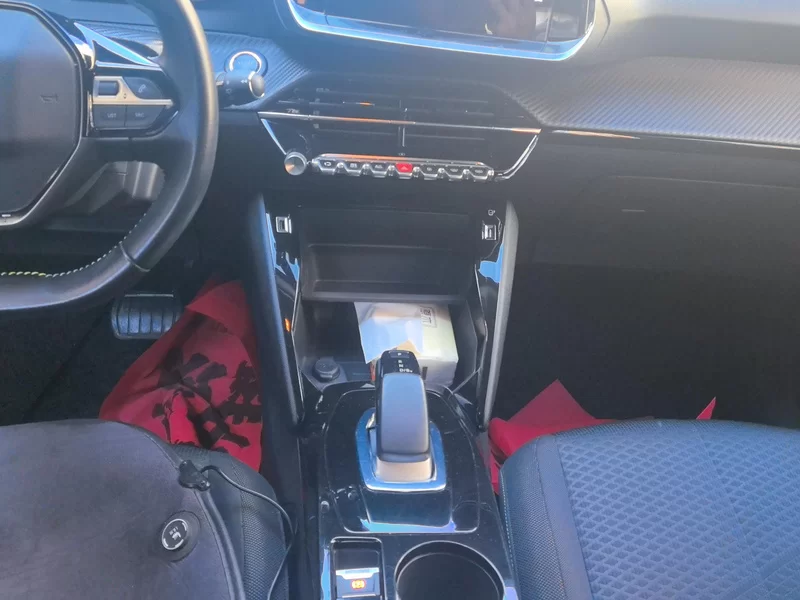 标致 标致e2008 2021 汽车图片 #16