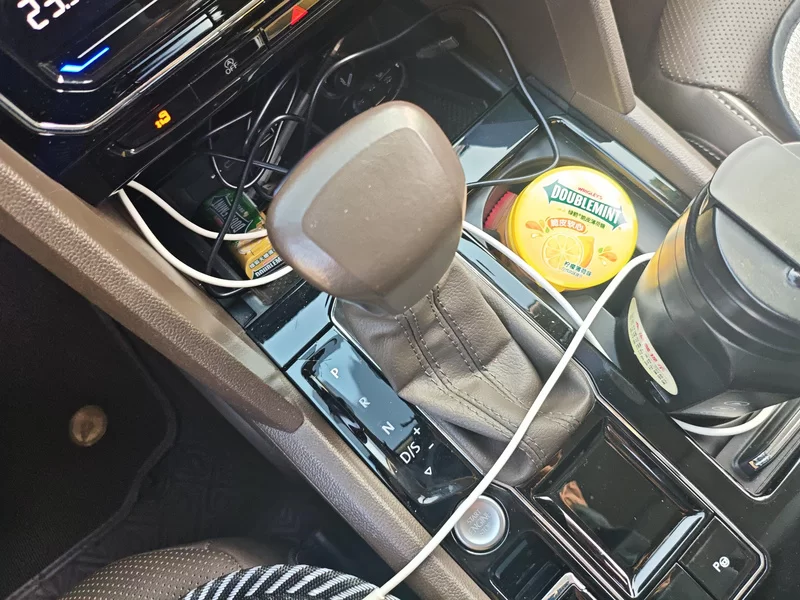 Volkswagen Viloran 2020 car image #16