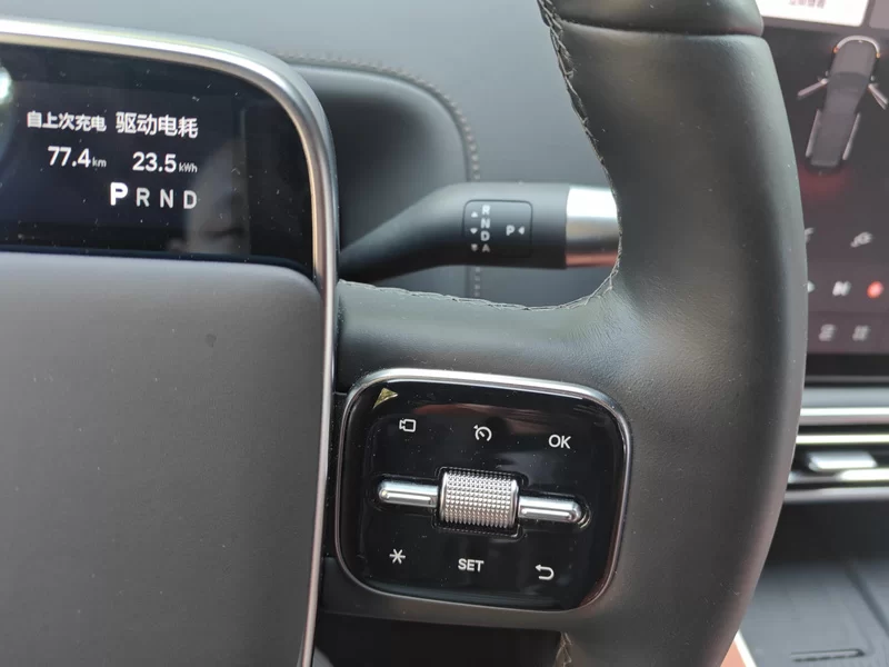 Li L8 2024 изображение автомобиля #16