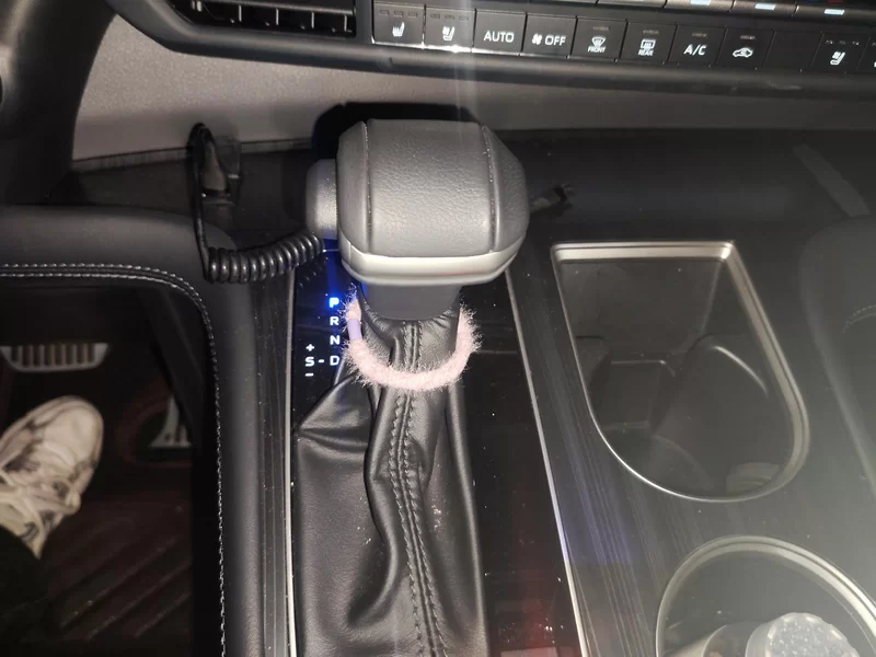 Toyota Sienna 2024 #16 Toyota Sienna 2024 car image #16