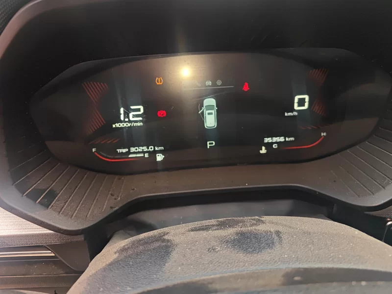 Wuling Asta 2022 car image #16