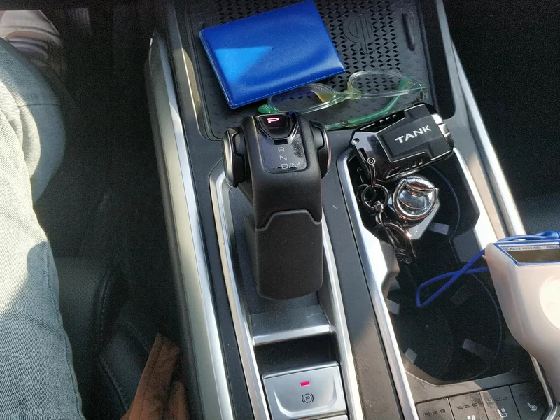 Tank 400 2024 car image #16