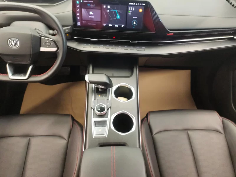 Changan CS55PLUS PHEV 2022 immagine di auto #16