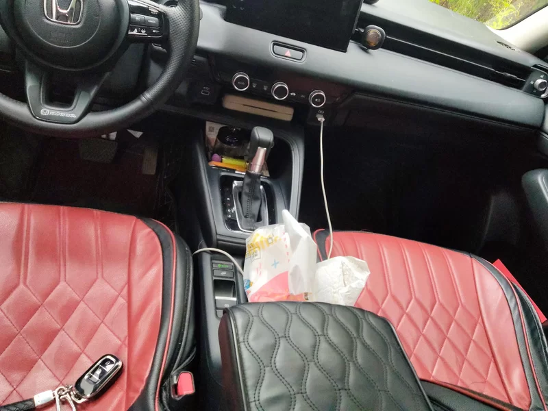 Honda VEZEL 2023 immagine di auto #16