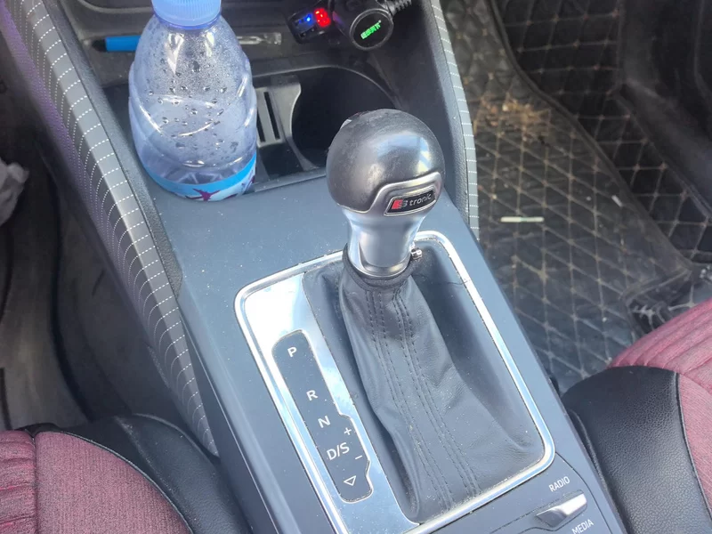 Audi Q2L 2019 car image #16