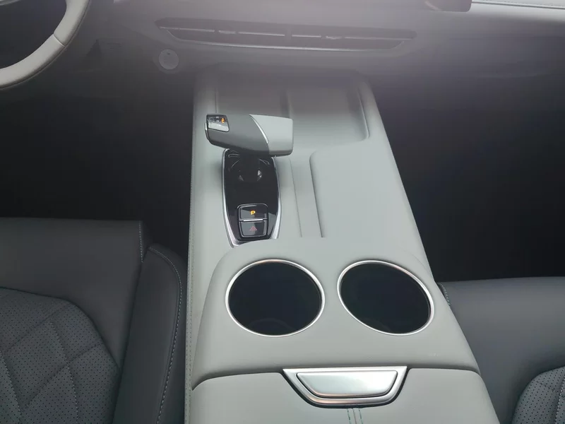 Changan UNI-Z 2025 #16 Changan UNI-Z 2025 car image #16