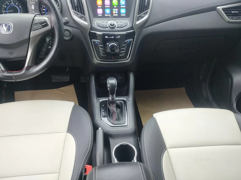 Changan CS35 2018 #16 Changan CS35 2018 car image #16