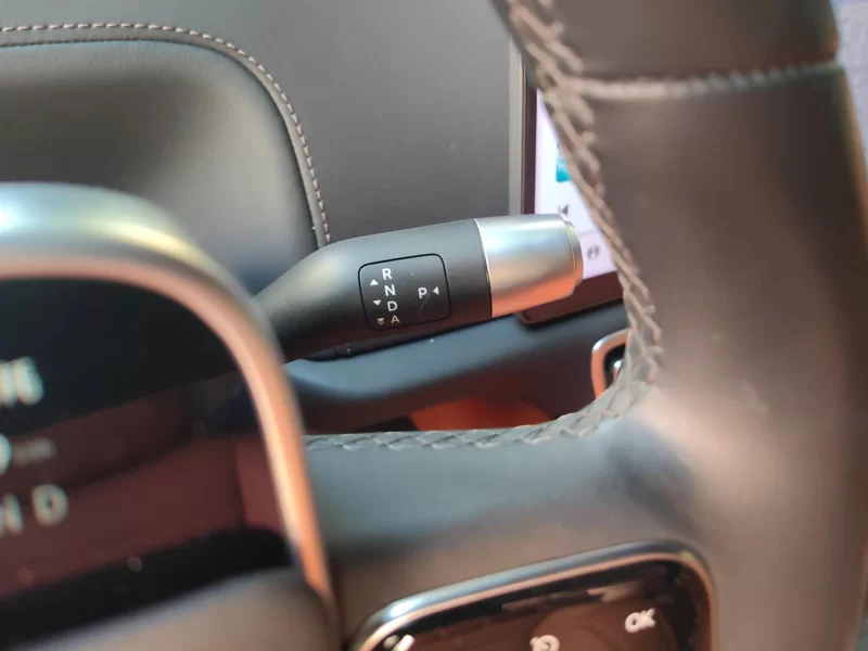 Li L8 2024 imagen de coche #16