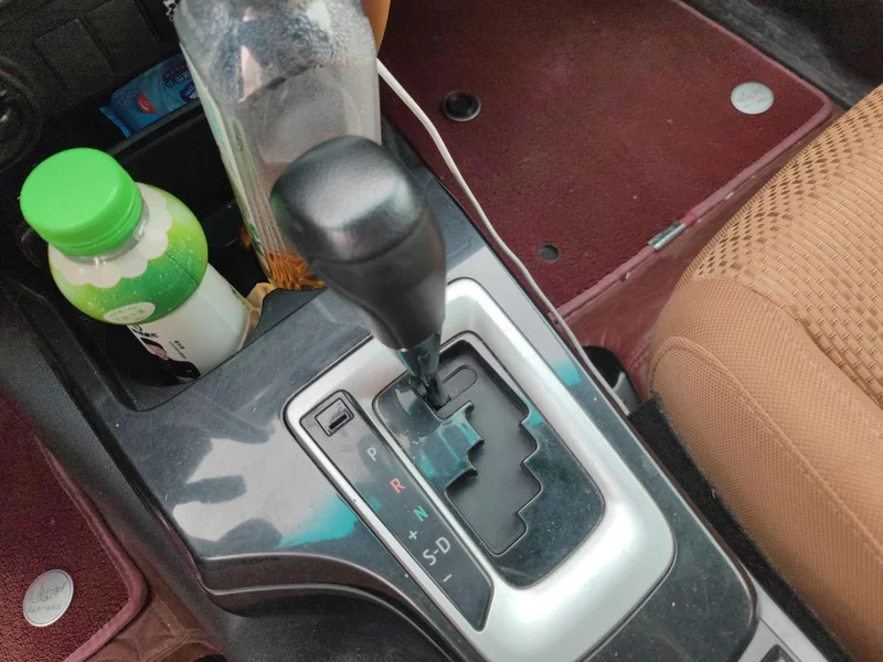 Toyota Fortuner 2018 car image #16