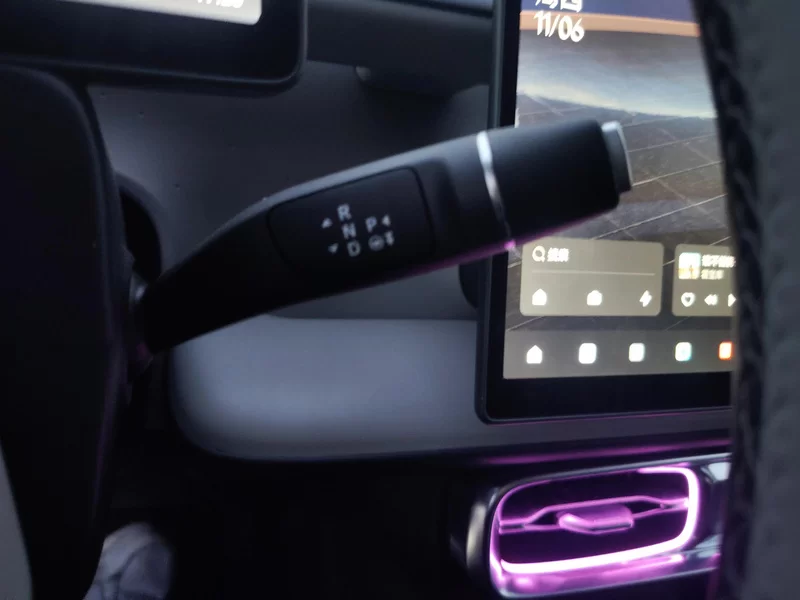 零跑汽车 零跑B10 2025 汽车图片 #16