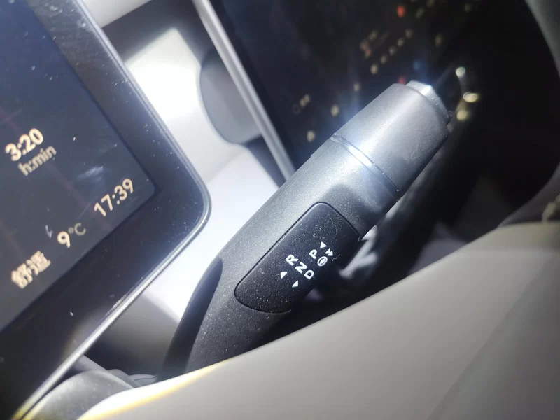 零跑汽车 零跑B10 2025 汽车图片 #16