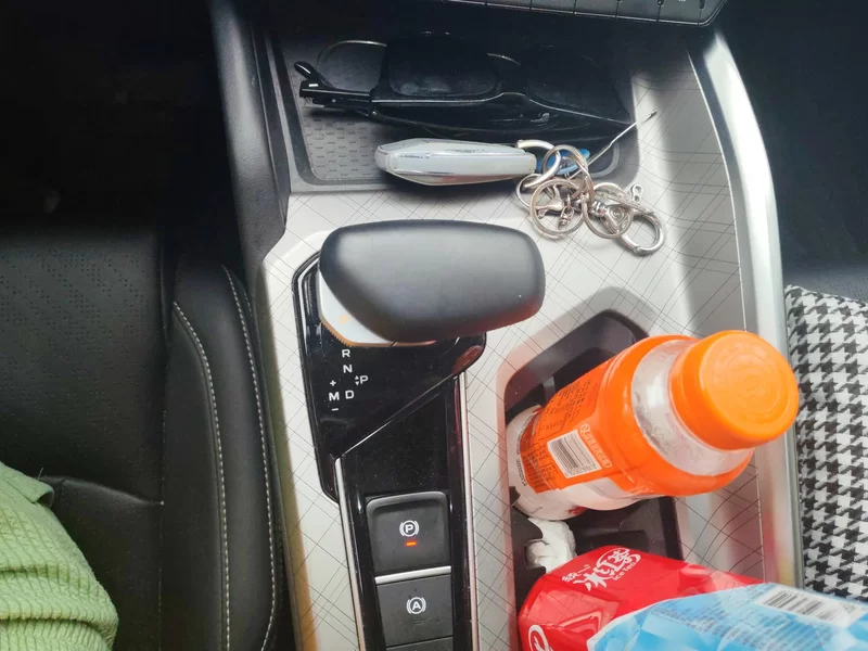 GEELY PrefaceL 2023 car image #16