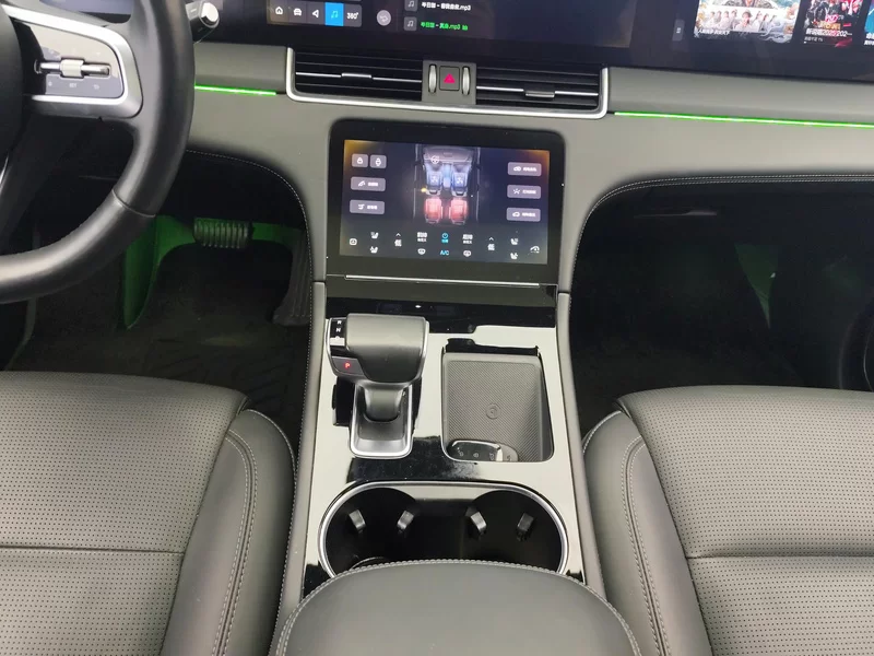 理想汽车 理想ONE 2022 汽车图片 #16