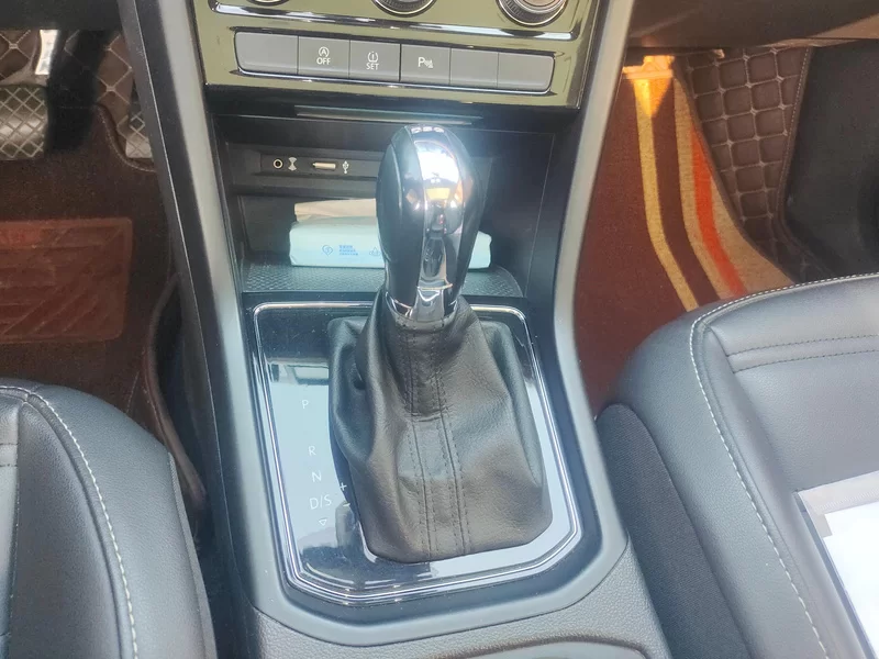 Volkswagen Touran 2018 #16 Volkswagen Touran 2018 car image #16