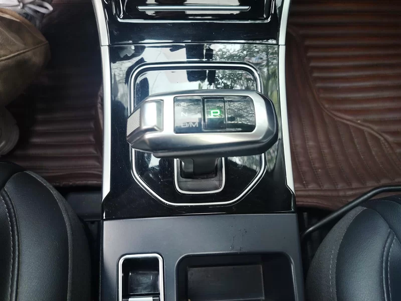 Haval H2 2018 car image #16