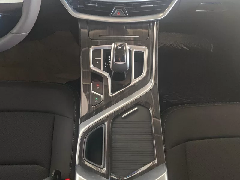 GEELY JiaJi 2025 car image #16