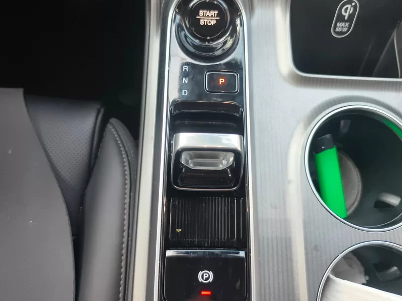 GAC Trumpchi E8 2024 car image #16