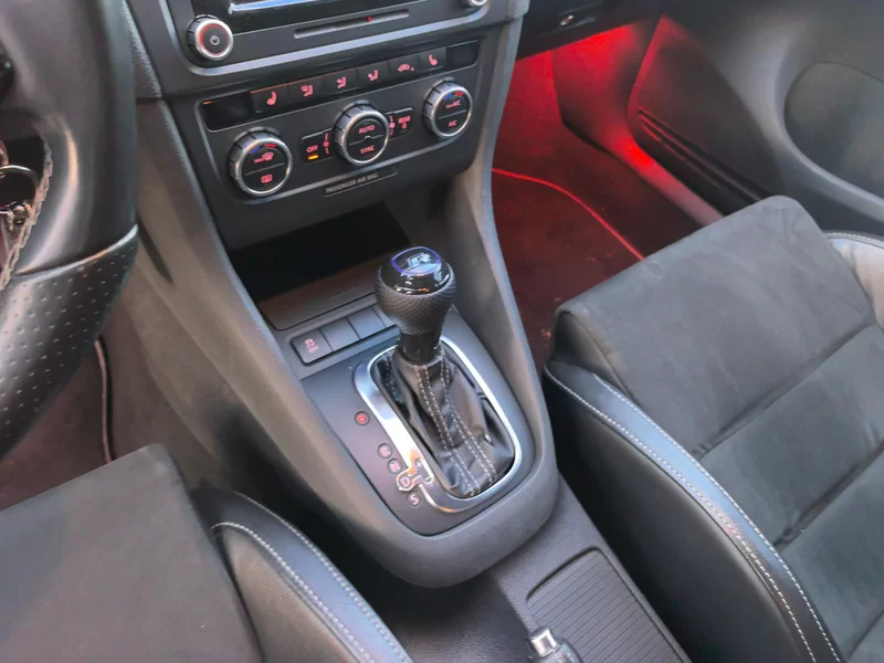 Volkswagen Golf (Imported) 2013 imagem de carro #16