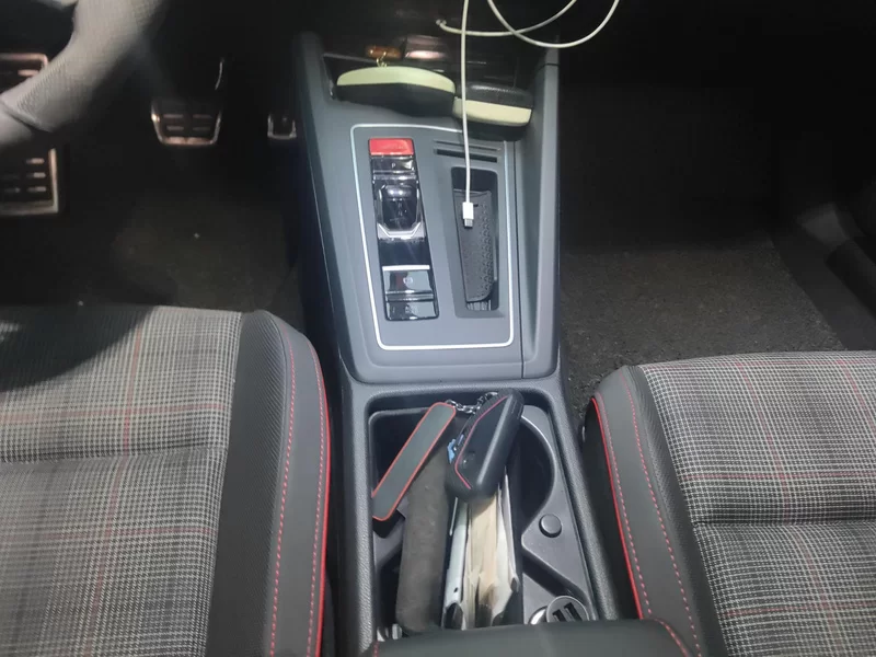 Volkswagen GolfGTI 2022 #16 Volkswagen GolfGTI 2022 car image #16