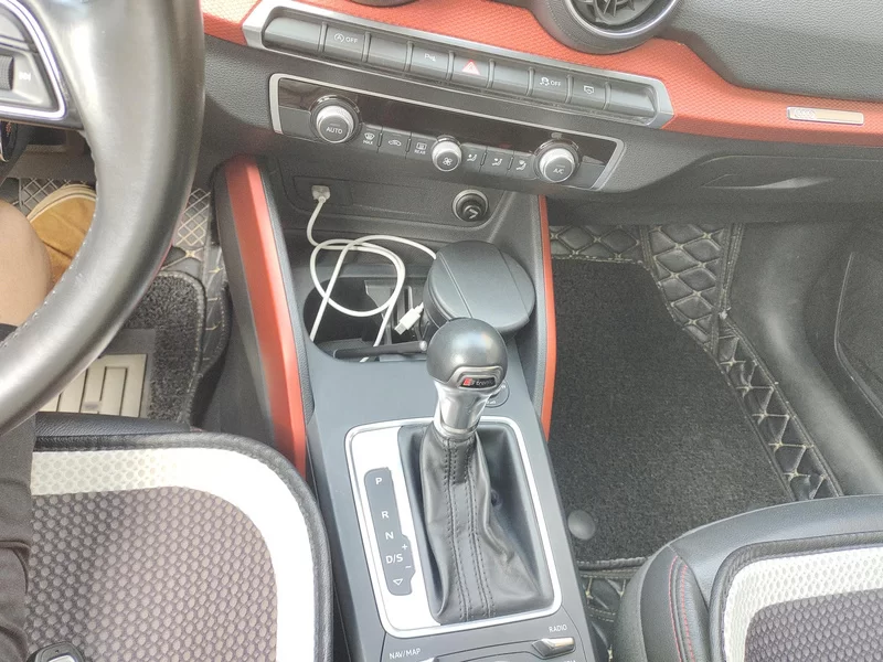 Audi Q2L 2019 immagine di auto #16