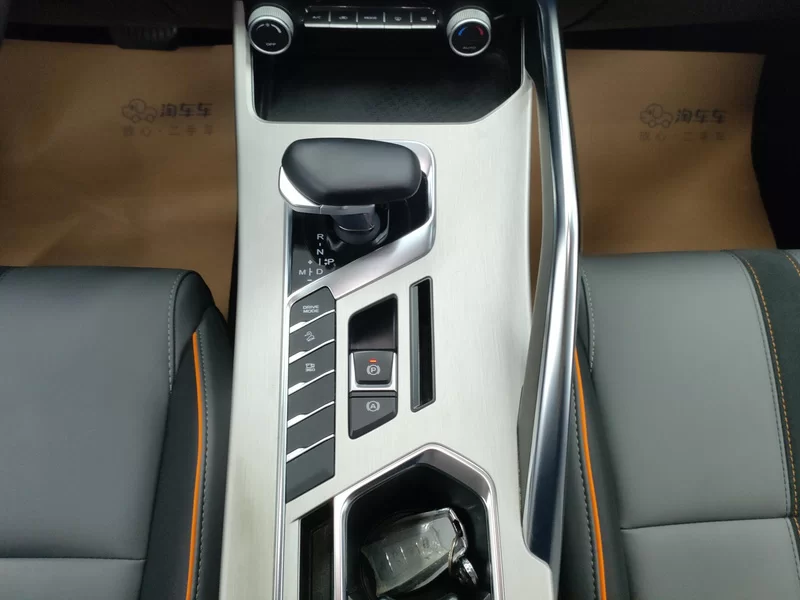 GEELY Coolray 2024 #16 GEELY Coolray 2024 car image #16