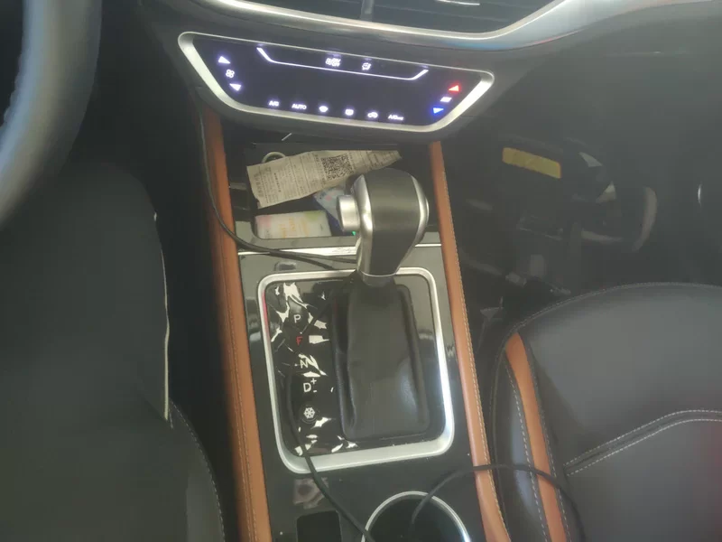 众泰 众泰T300 2018 汽车图片 #16