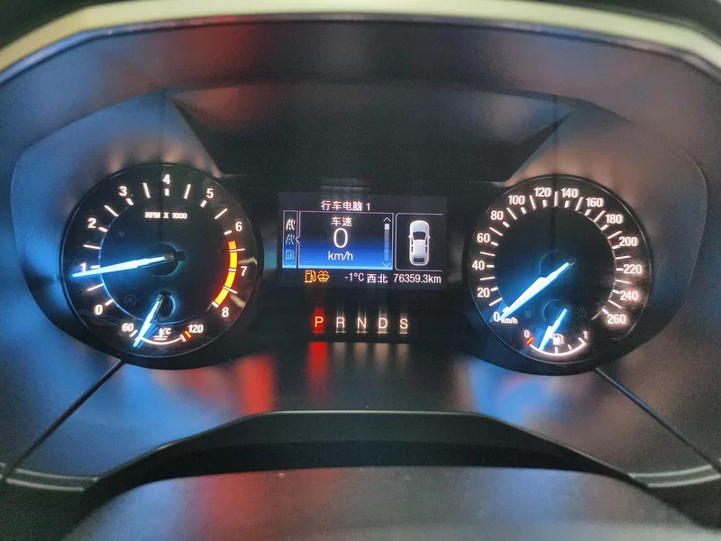 Ford Edge 2019 изображение автомобиля #16