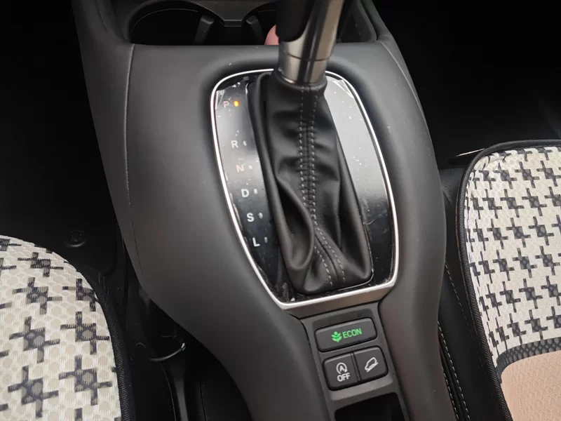 Honda ZR-V 2023 car image #16