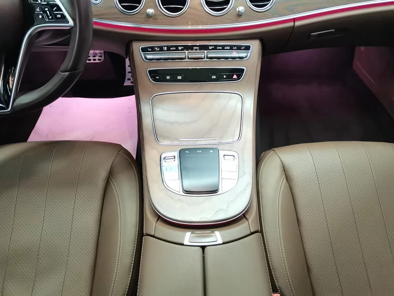 Mercedes-Benz E Class 2022 car image #16