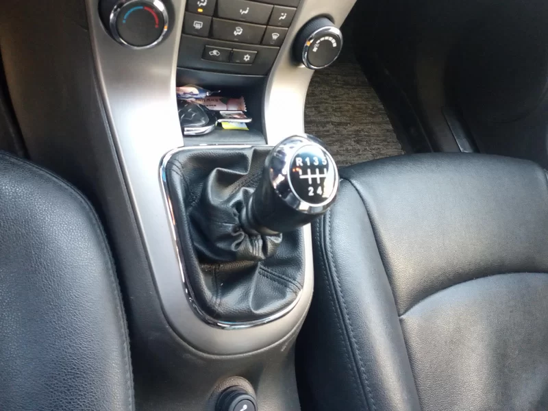 Chevrolet 2014 car image #16