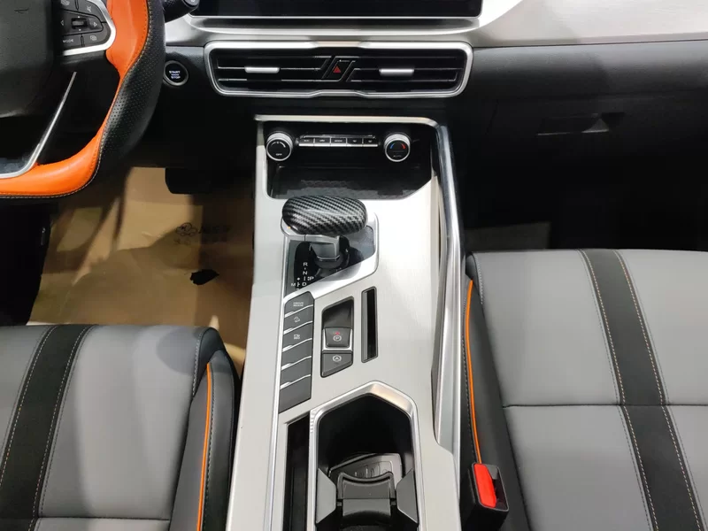GEELY Coolray 2023 #16 GEELY Coolray 2023 car image #16