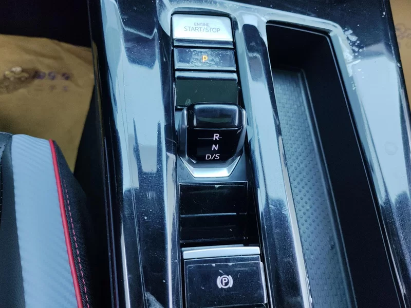 Volkswagen Lamando 2024 immagine di auto #16