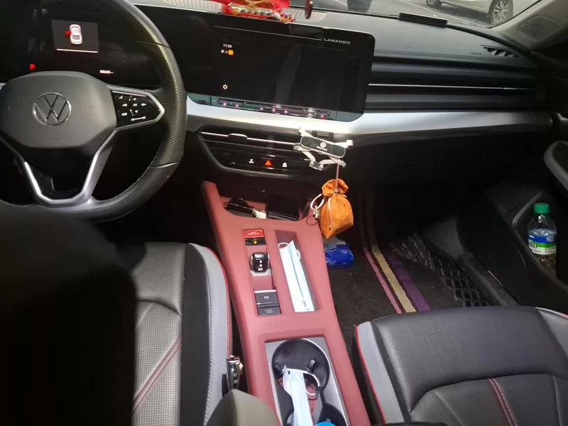 Volkswagen Lamando 2023 immagine di auto #16