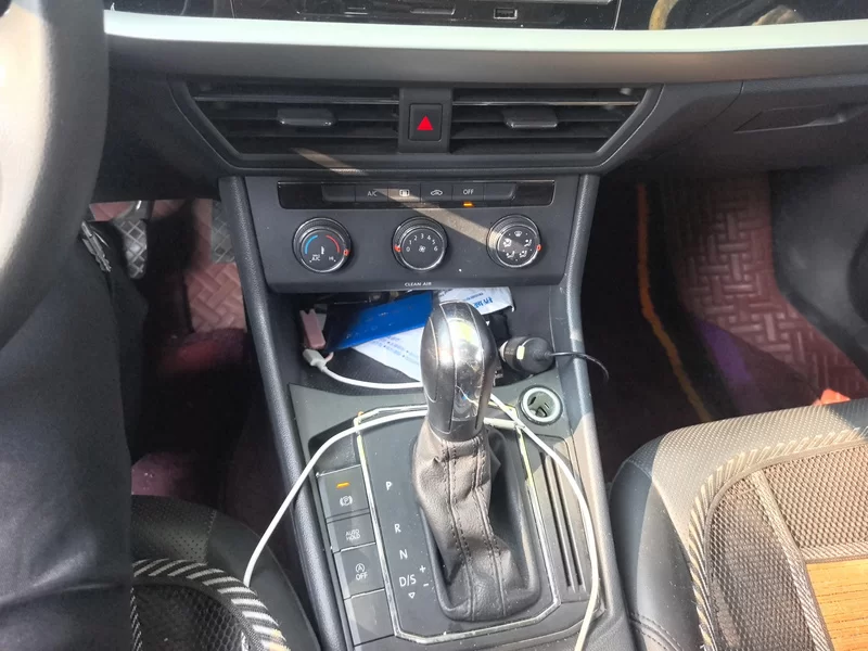 Volkswagen Lavida 2019 car image #16