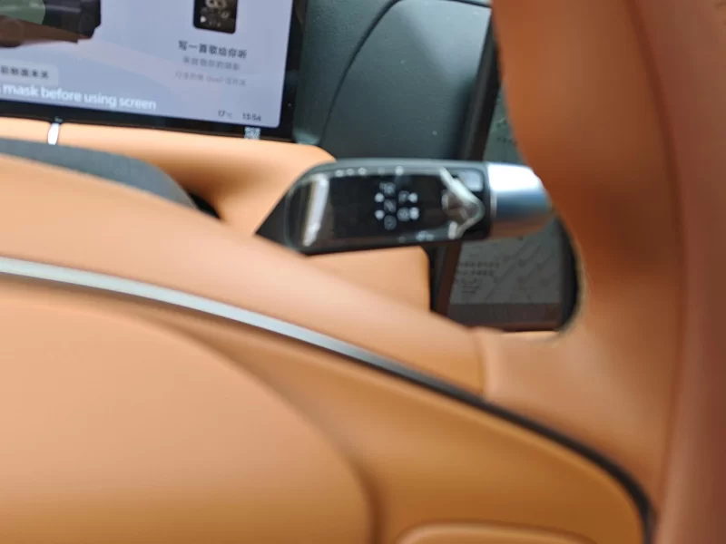 Xpeng G9 2025 immagine di auto #16