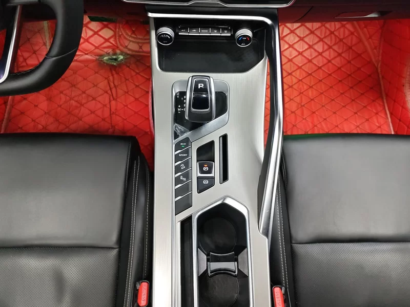 GEELY Coolray 2019 car image #16