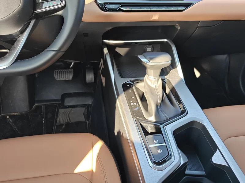 GEELY Emgrand 2024 car image #16