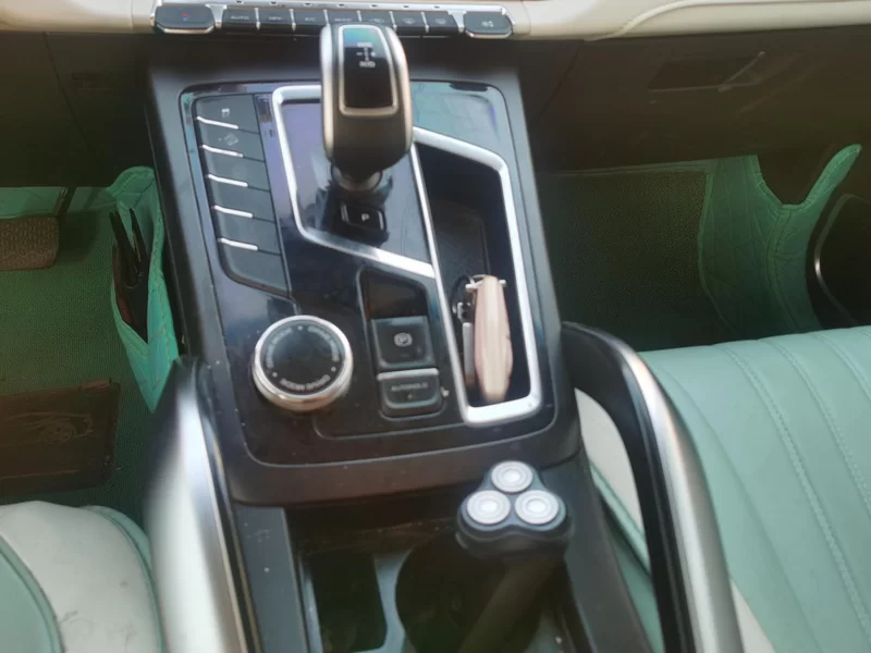 GEELY Boyue 2017 car image #16